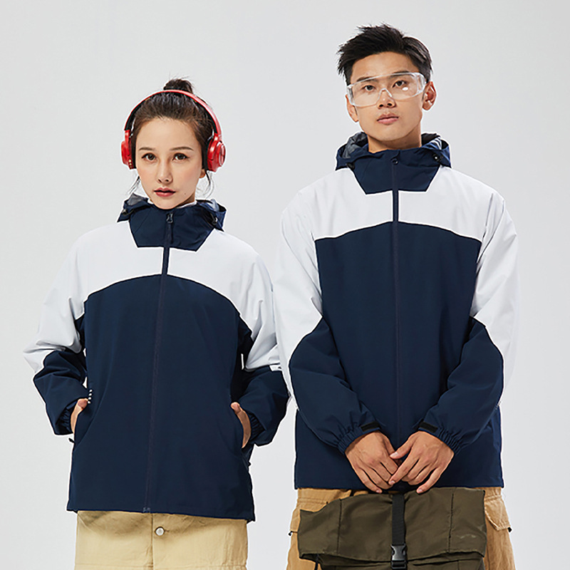 Wholesale outdoor assault suit men's and women's thickened three-in-one ski suit group work suit fleece jacket mountaineering suit