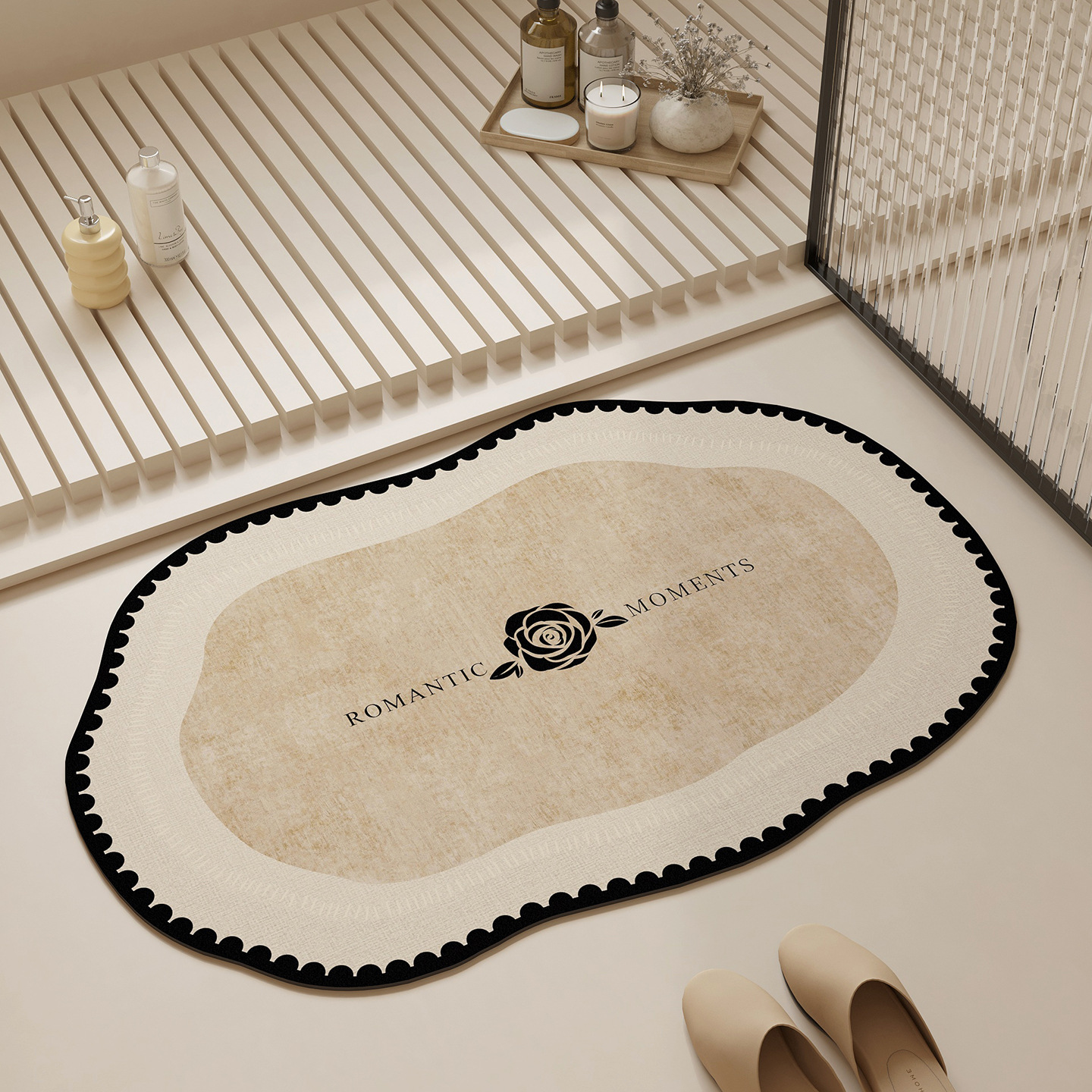 Gebruikte badkamermat, absorberende mat van diatomeeënaarde voor de deuropening, Franse retrostijl, luxe uitstraling._voghion.com