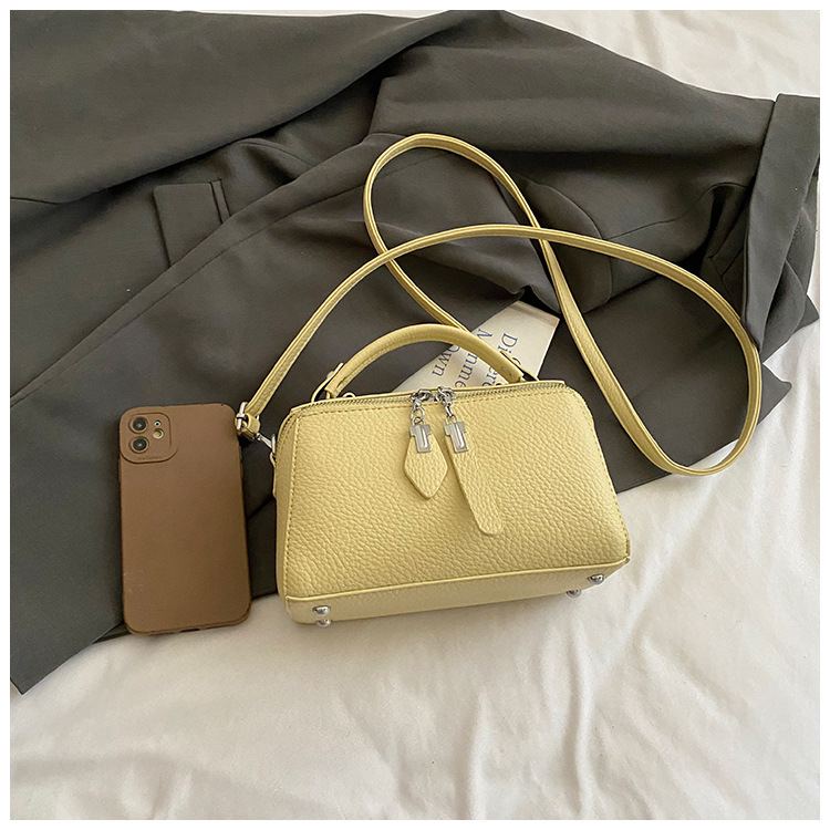 Korean retro fashion hand-held box bag for women 2025 new trendy and versatile small square bag, a niche and simple crossbody bag undefined