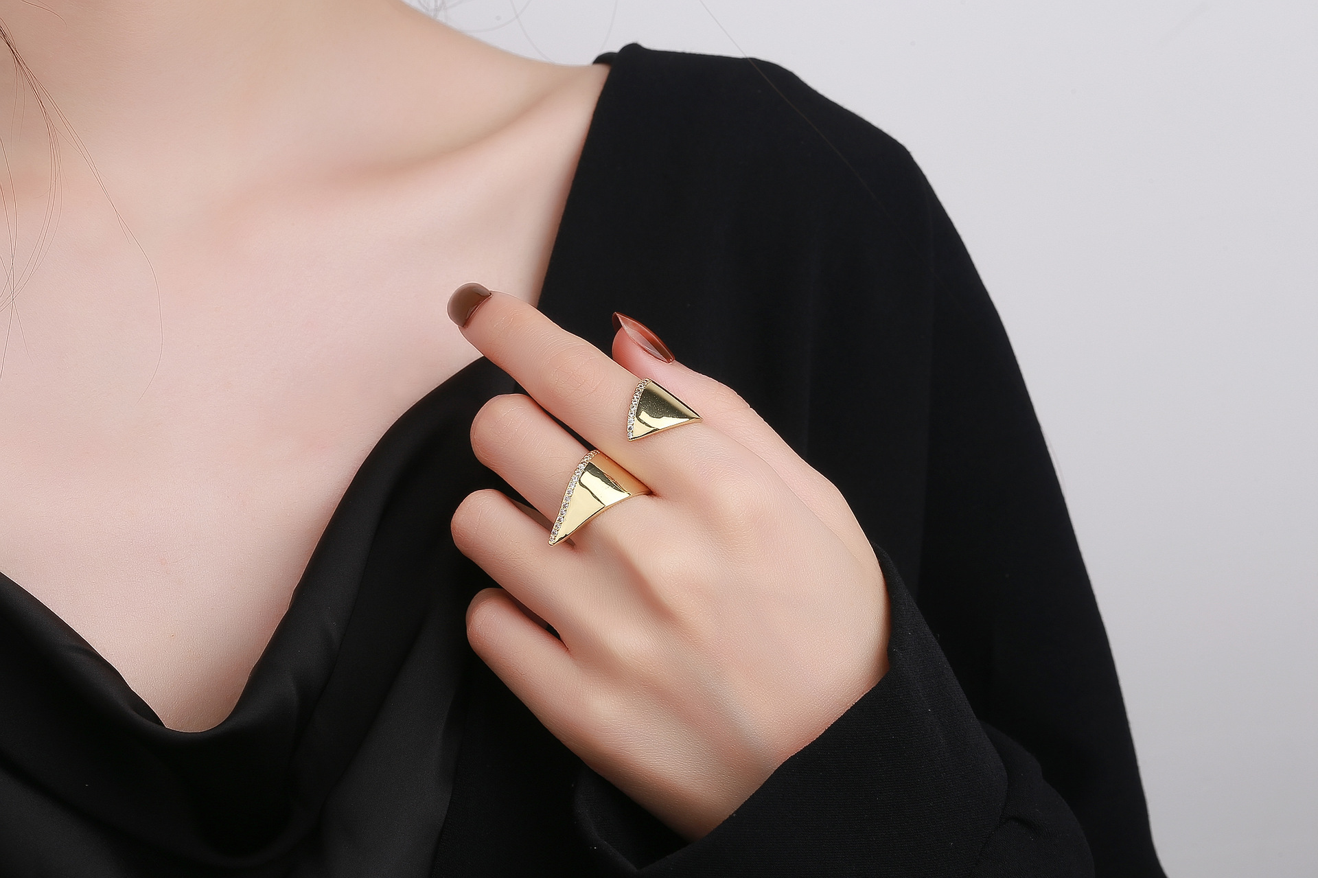 Retro Geometric Copper Inlay Zircon Rings