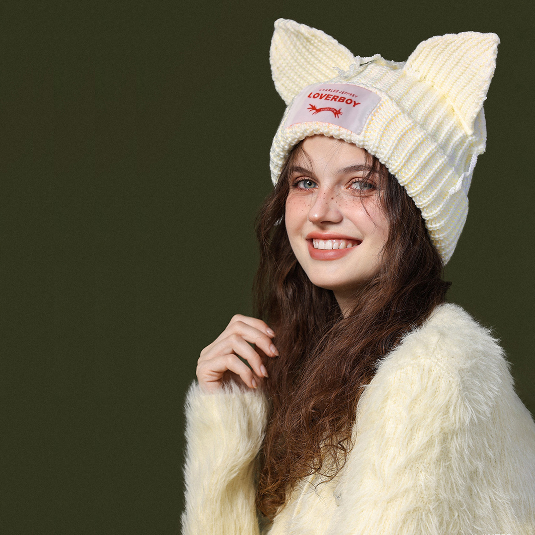 Gross LOVEBOY etiqueta gorra de tejido orejas de gato gorra de tejido mujer gorra de tejido estilo coreano amplio bordado gorra de lana caliente
