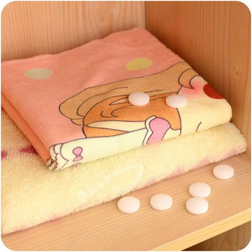 Household mothballs, wardrobe, mildew-proof, moisture-proof, moth-proof clothing, insect-proof pills, toilet deodorizing aromatic mothballs, hygiene balls