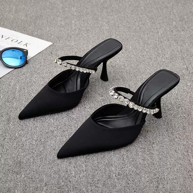 Босоножки Баотоу для женщин лето 2025, новые, с заостренным носком, высокие каблуки-шпильки с стразами, элегантные и универсальные.