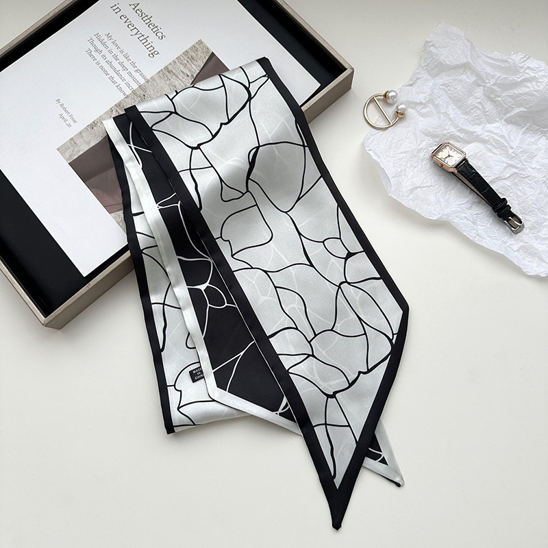 Patrón agrietado negro