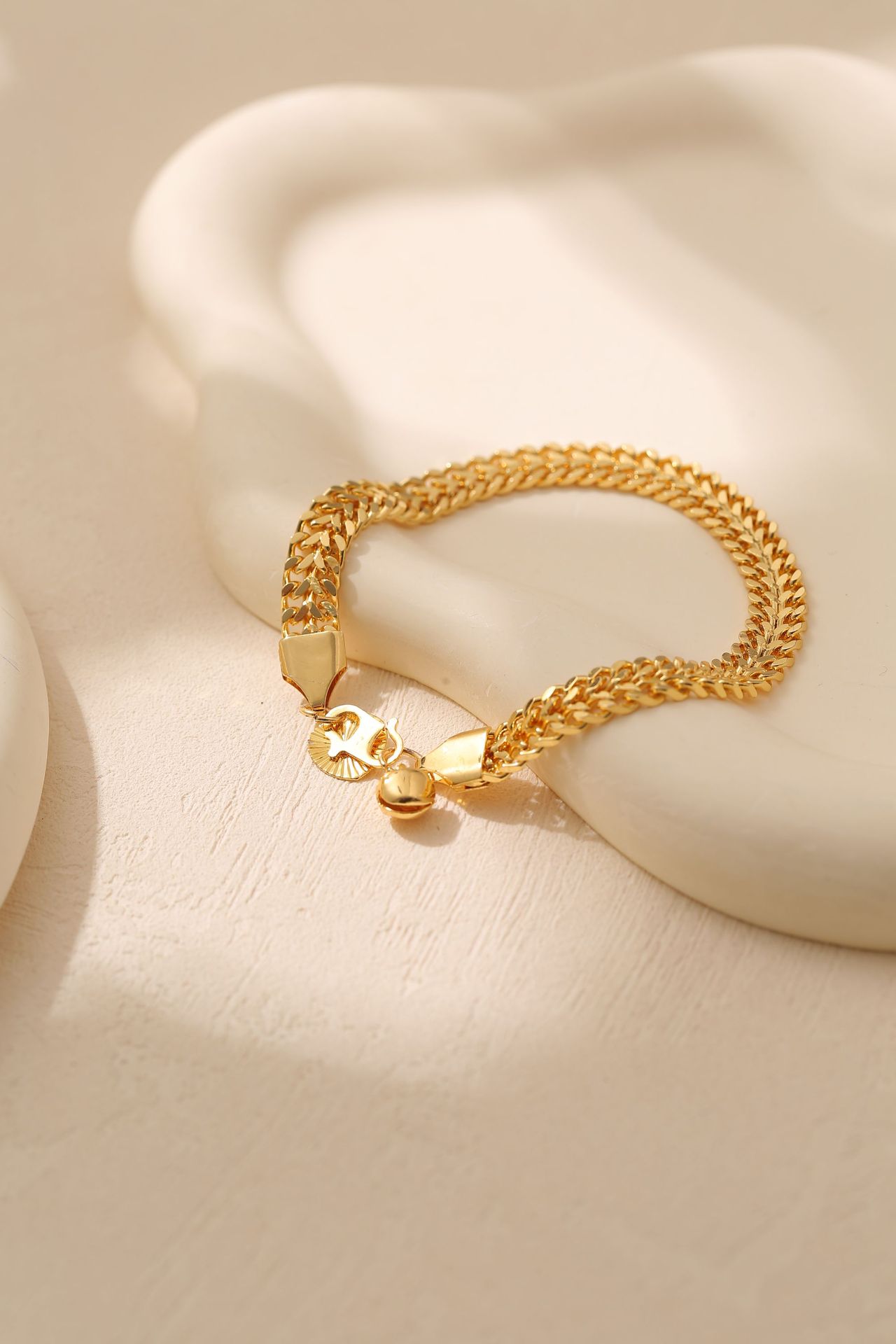 Exquisites Herrenarmband Minimalistisch Und Einzigartig Modern_voghion.com