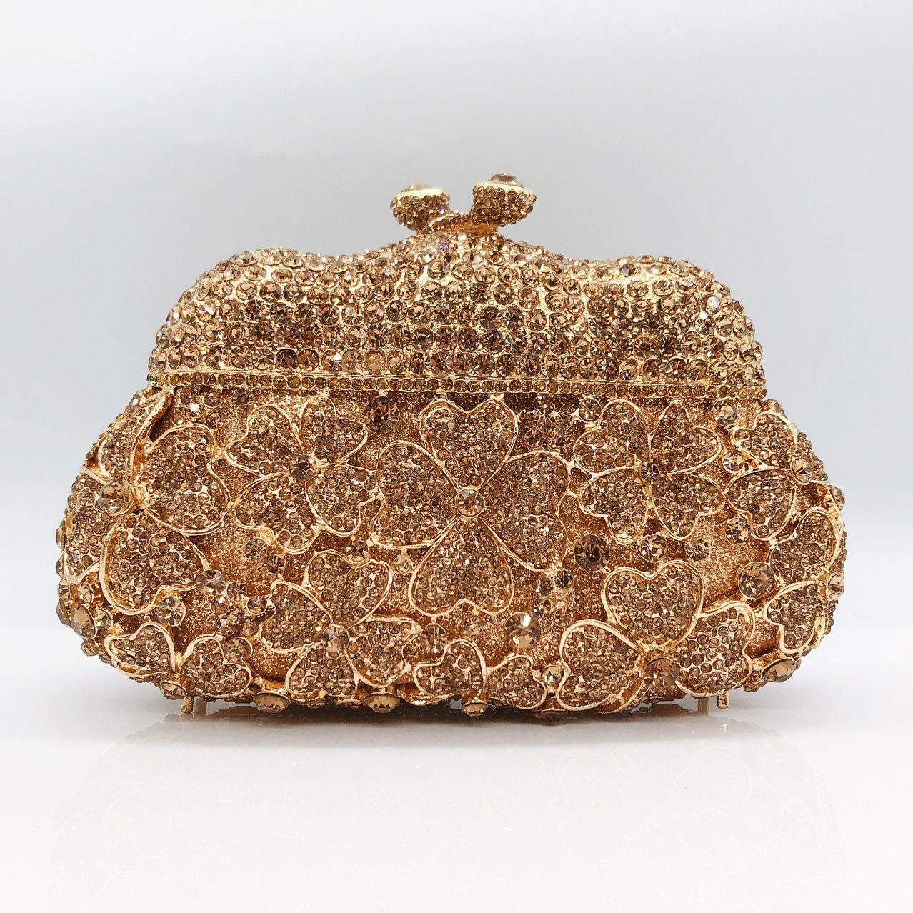 * Cross-border nuevo bolso de cena de diamantes de cuatro hojas de mano bolso de diamantes de mujer pequeña bolsa de embrague de cristal