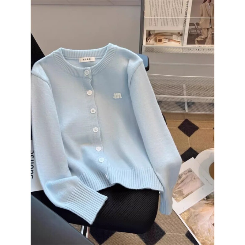 Counter Withdrawal Women's Light Blue Knitwear Sweater Women's Spring & Fall Gentle Style Short Round Neck Cardigan Fashionable and Versatile