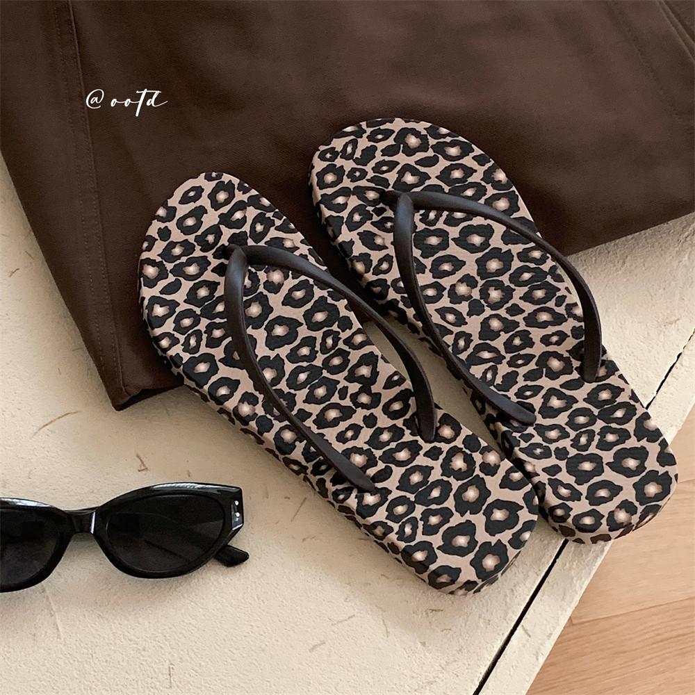 Beach Vacation Flip-Flops For Women, Ins European And American Style, Leopard Print, Unique Summer Trend, Outdoor Wear,_vogvips.com