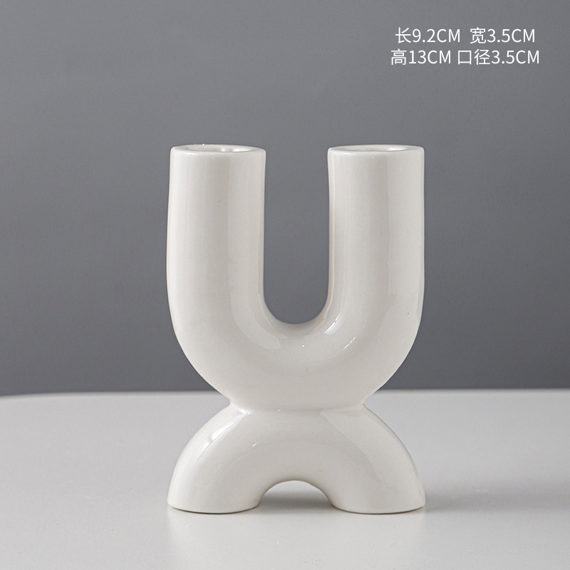 Varilla de estilo europeo Candelabro de cerámica de doble cabeza decoración del hogar decoración del hotel mesa de comedor titular de la vela artesanía creativa