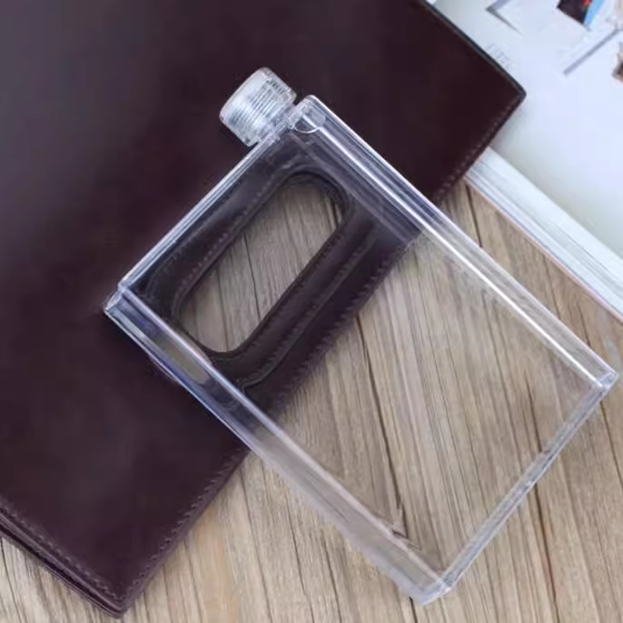 Regalo creativo taza de plástico plana A5 papel taza de agua estudiante deportes taza de mano al por mayor A6memo hervidor de agua fabricante