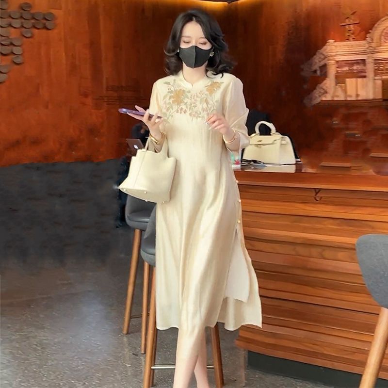 Summer New Plus Size Women's Clothing New Chinese Style Retro Embroidery Improved Cheongsam Loose Slimming High-End Dress