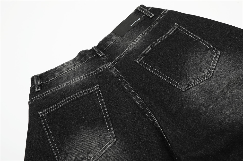 Pantaloncini di jeans camo patchwork da uomo effetto distressed_voghion.com