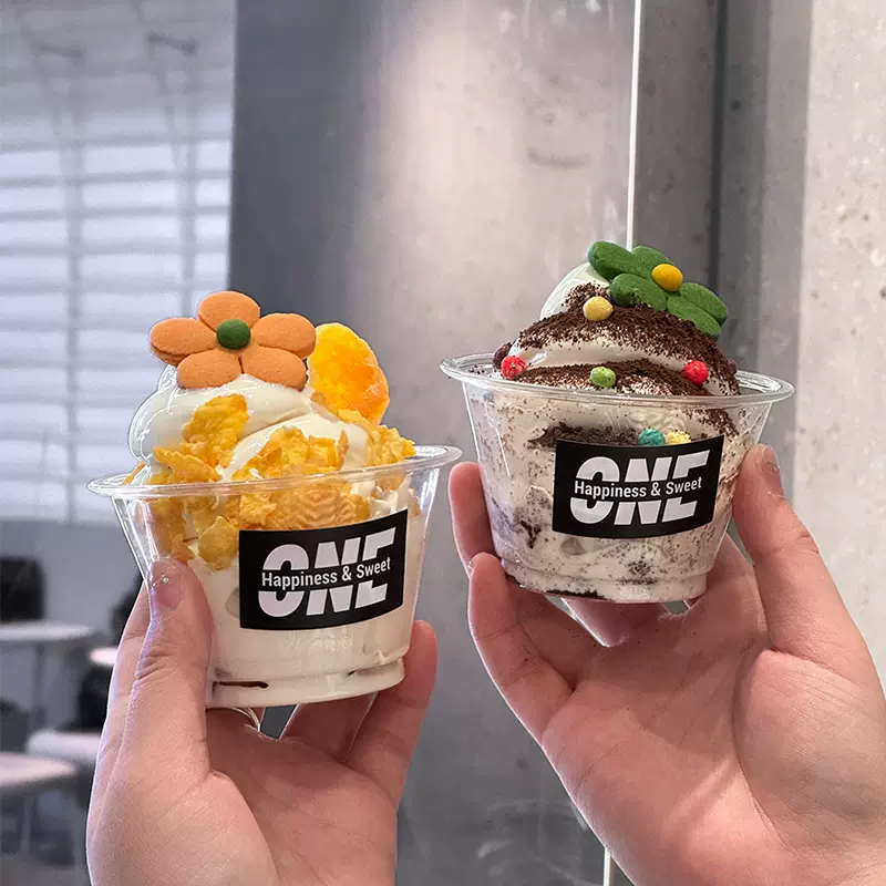 不干胶贴纸一次性冰激凌碗冰淇淋卷筒纸套脆皮筒冷饮杯手提袋包装