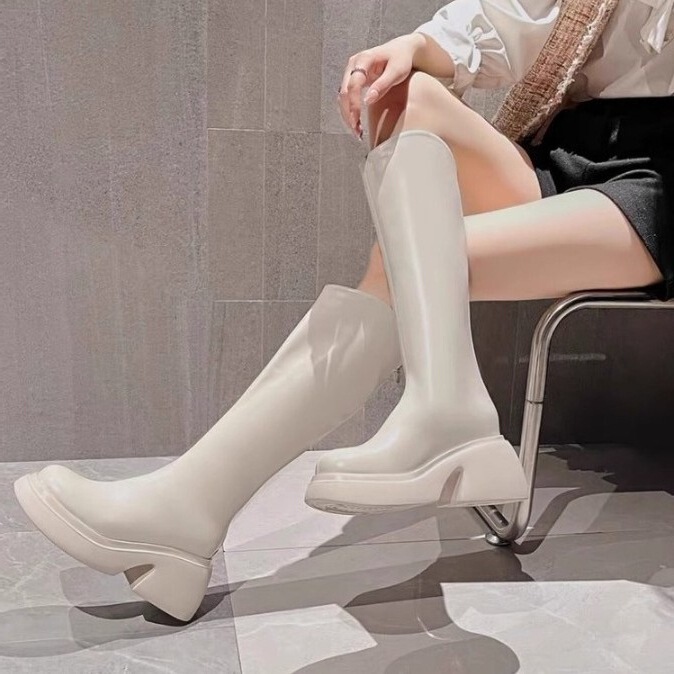Ins Trendy Thick-Soled Boots for Women 2025 Autumn and Winter New High-Heeled Cream Boots V-Mouth No-Knee Thick-Heeled Knight Boots