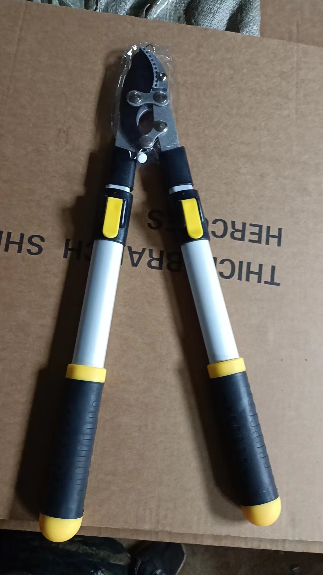 De producción propia y auto-vendido retráctil pequeño Lux tijeras de jardinería tijeras de aleación de aluminio tijeras de jardín herramientas de jardín tijeras de rama gruesa tijeras fuertes