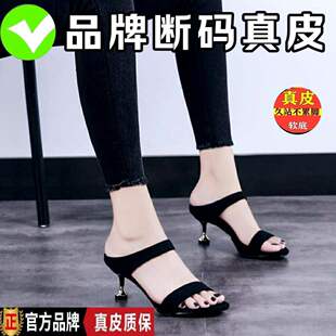 ����ЬŮ�߸�����2025�ļ��~��ٴ�һ�֎���Ь�⴩�Ը�؈���и���