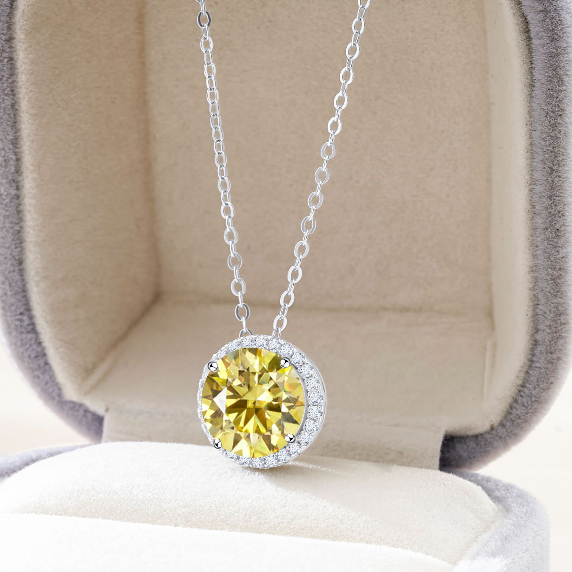 2022 nuevo S925 plata 5 quilates rosa ocho corazones ocho flechas cortar collar de piedra de moissan entrega cadena