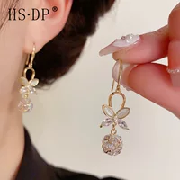 Серьги оптом, легкие, роскошные, изысканные, модные, универсальные, супер блестящие, с лепестками, бриллиантовыми шариками, крючки для ушей для женщин с уникальным дизайном