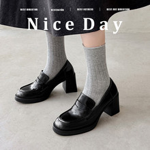 Ӣ���A�^�ָ���ژ���Ь���eСƤЬ2025����һ�_��ͨ�ڸ߸�Ů��Ь