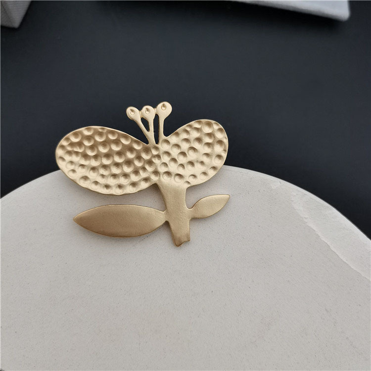 Japanese design matte retro cute brooch
