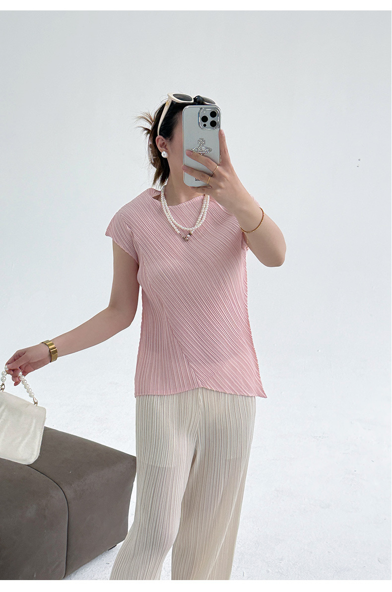 Áo thun nữ tay ngắn cổ tròn vạt xéo xếp ly bất đối xứng — đen chi tiết 9