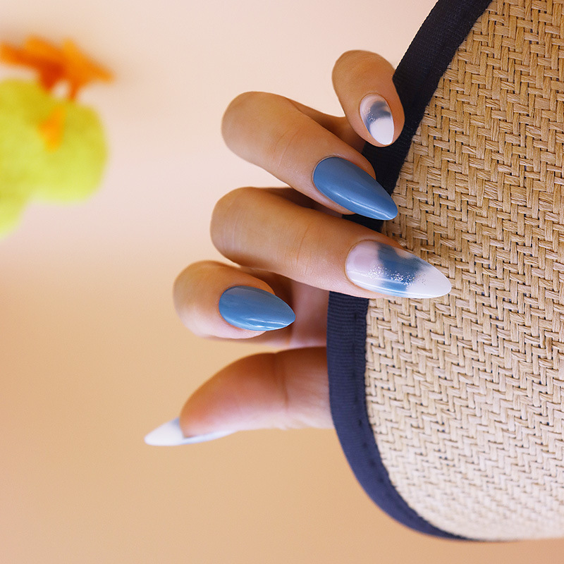 Nail Stickers in Turquoise Green, Trendy and Flattering, Translucent Medium-Length Gradient Fake Nail Stickers Nail Stickers in Turquoise Green, Trendy and Flattering, Translucent Medium-Length Gradient Fake Nail Stickers