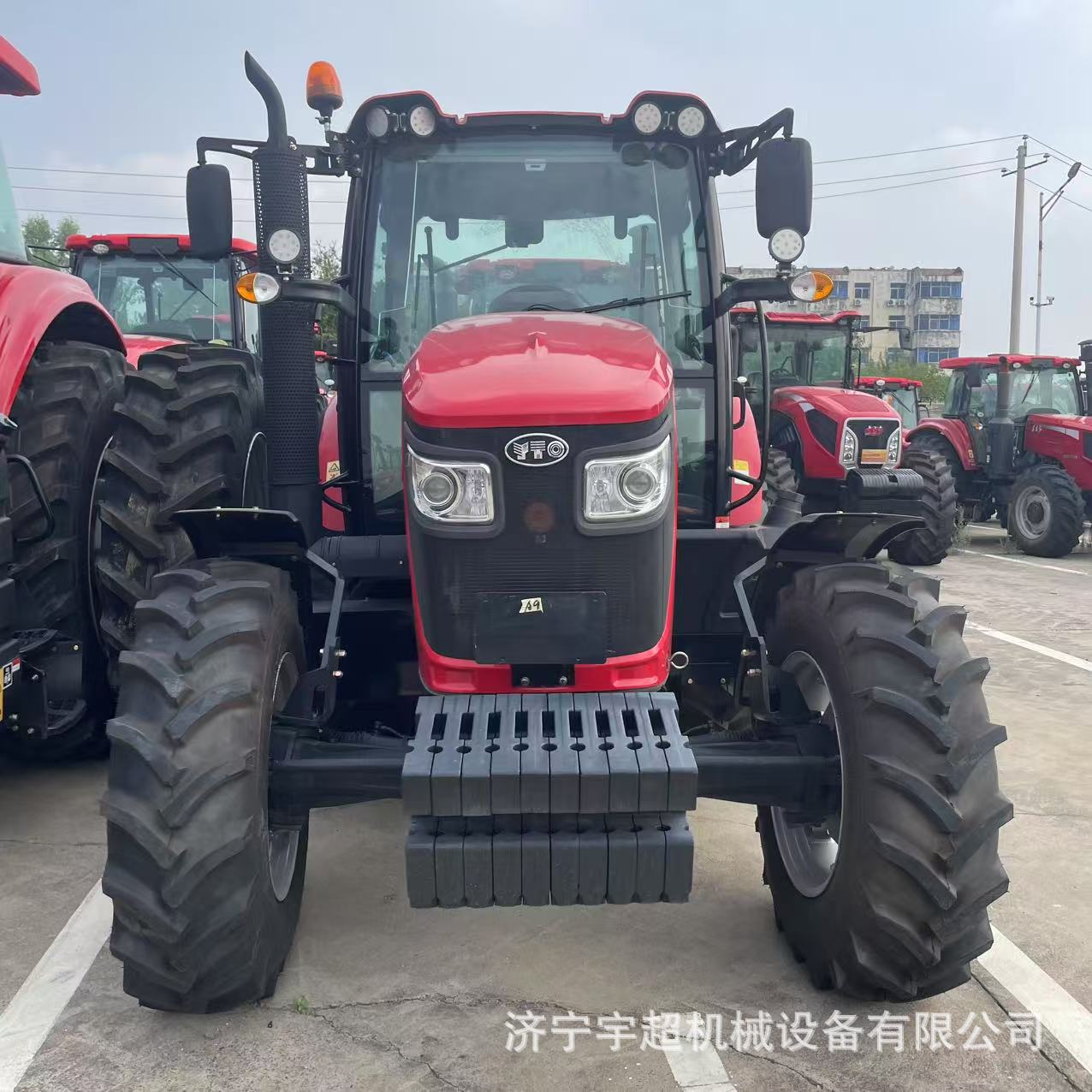 农用四驱雷沃M1204-5X大桥轮式拖拉机 全新二手迪尔1204大拖拉机