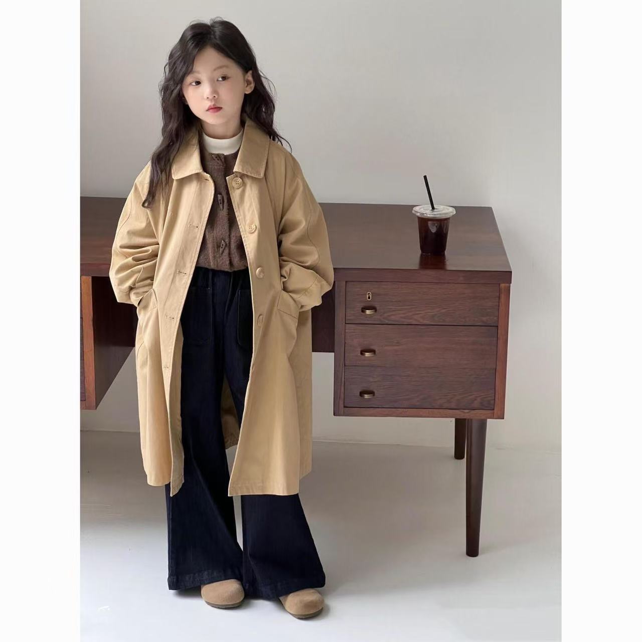 Primavera y otoño de las niñas nuevas niñas estilo extranjero primavera de moda estilo británico niñas chaqueta larga abrigo