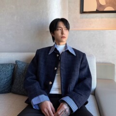 大きいサイズの韓国風フェイクツーピーススプライシングラペルスモールフレグランスジャケット男性と女性のための秋のルーズカジュアルジャケットトップトレンディ
