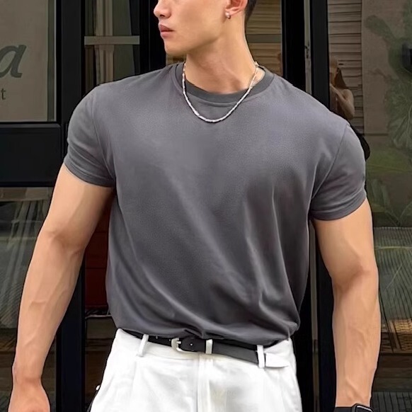 New Versatile American-Style Solid Color Fitness T-Shirt, Quick-Dry, Cool-Touch, with Cuffed Sleeves, Flattering Base Layer Short-Sleeve for Men