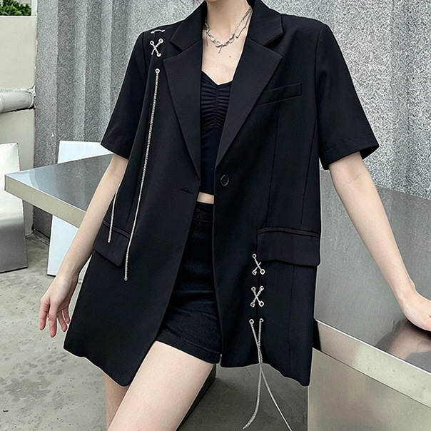 Cool and Stylish Black Short-Sleeve Blazer for Women, Summer Chain Design, Loose Fit, Street Fashion Suit Jacket Cool and Stylish Black Short-Sleeve Blazer for Women, Summer Chain Design, Loose Fit, Street Fashion Suit Jacket