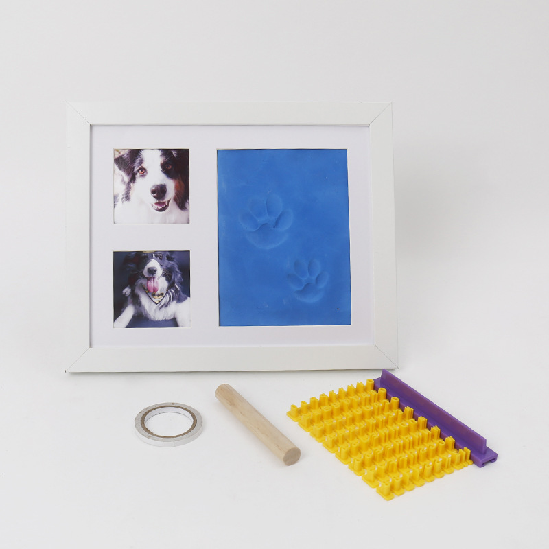 사각 액자 파란색 점토 + 큰 글자 + 작은 나무 막대기 + 양면 테이프