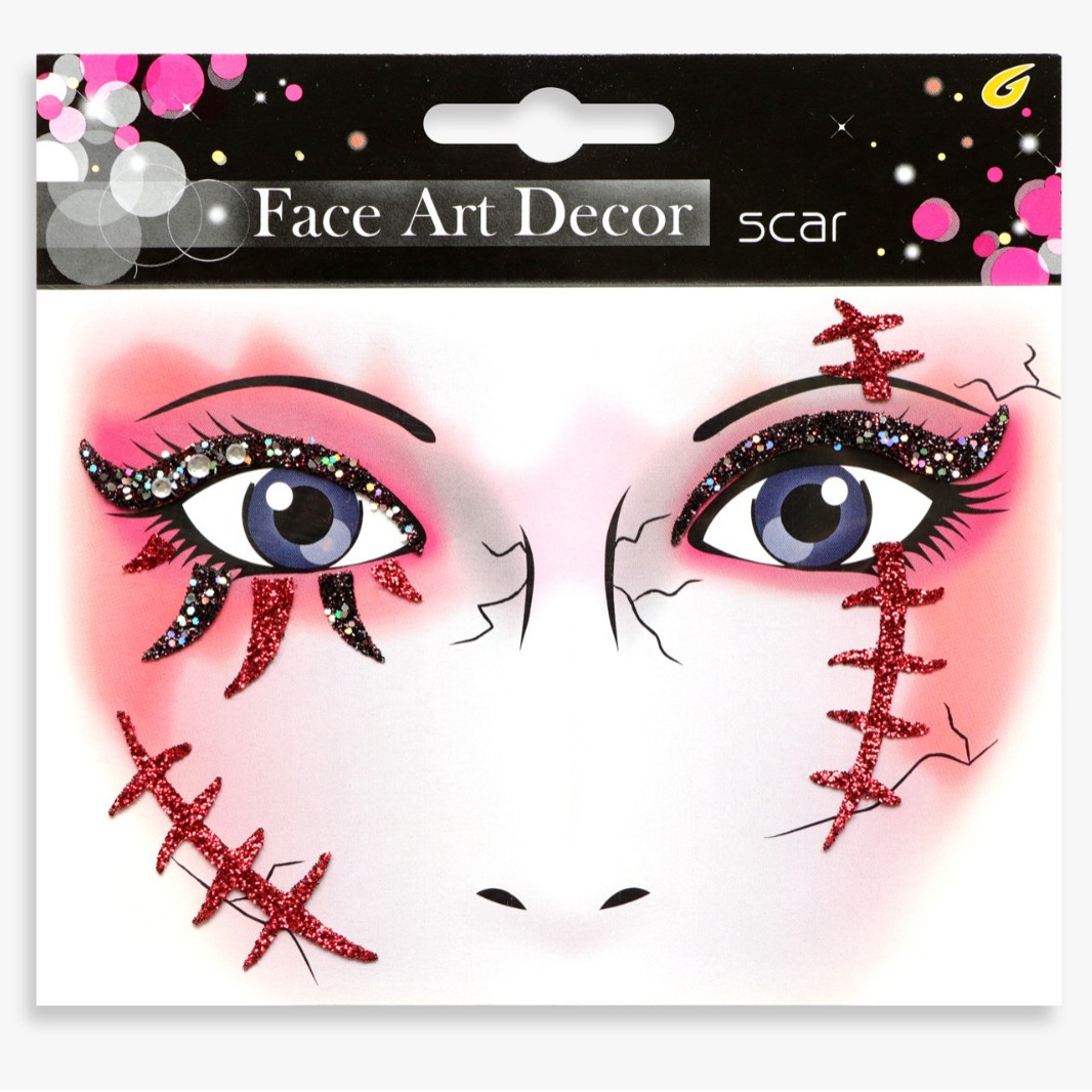 祝日のパーティーの舞台の化粧は顔を貼って化粧のシールを貼ります。