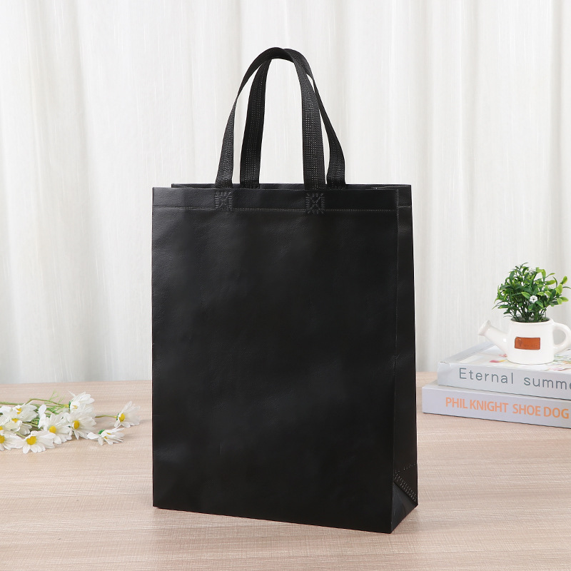 Bolsas de mano no tejidas coloridas bolsas de regalo en blanco engrosado para llevar bolsas de compras