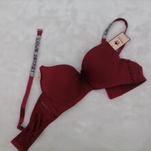 ����ֱ����ó�羳����ר�����´���Ȧ��£Ůʿ�����¿������