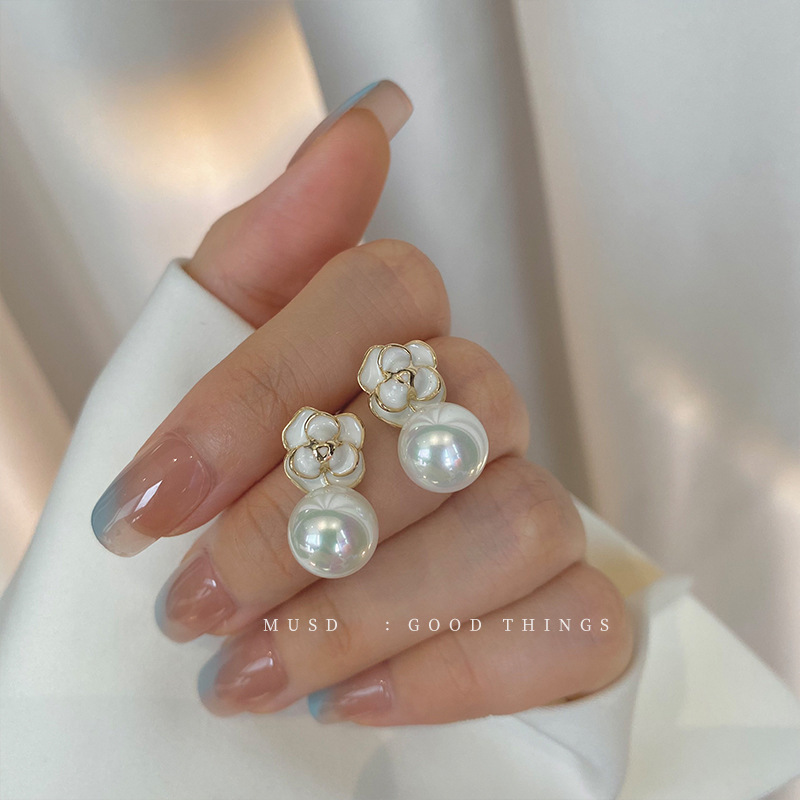 925 Silver Needle Korean Style Camellia Oil Drop Small Chanel-Style Pearl Earrings Wholesale 2023 New Model