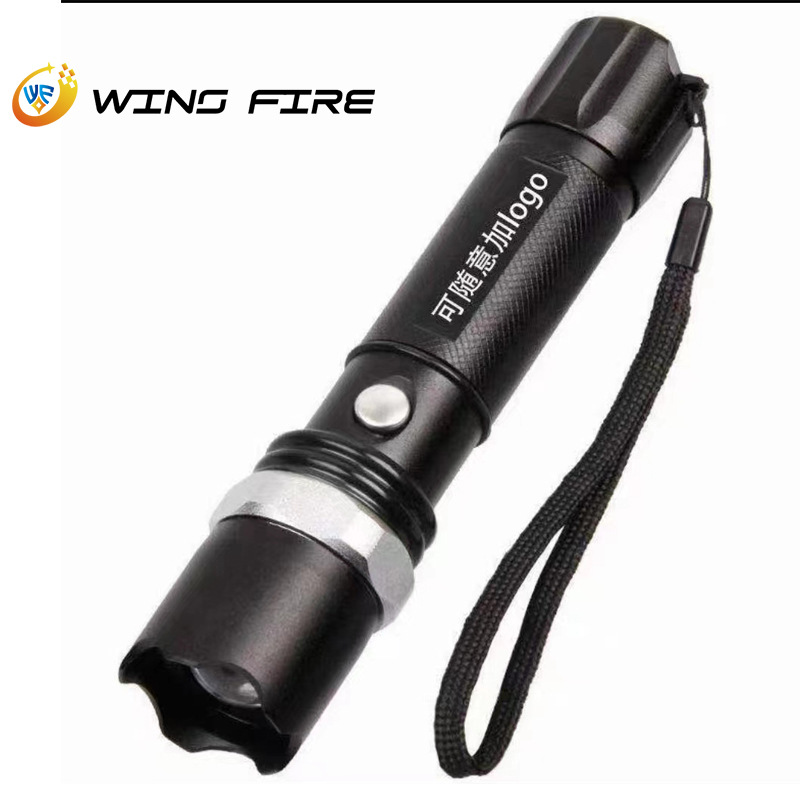 Cross-Border LED Riding zoom iluminación al aire libre traje de carga aleación de aluminio fábrica al por mayor zoom linterna