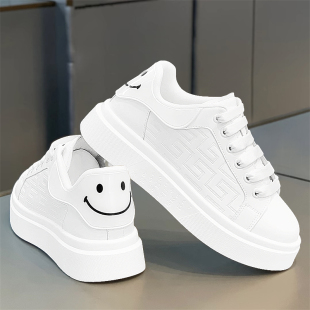 �W��վ��Ь�����\�����e���С�װ�Ь�W�����Ƹа�ɫ΢Ц��Ь