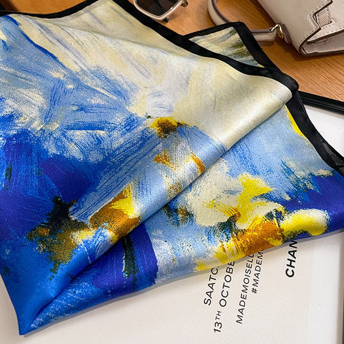 Spring and Autumn New Style Blue Oil Painting Small Square Scarf Women's Silk Scarf Fashionable Shawl Mulberry Silk Scarf Neck Protector