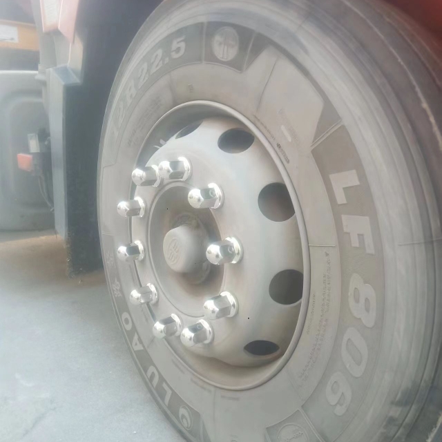 Metal material heavy-duty truck universal tire nut cover, wheel hub screw cap protective cover, decorative dust cap