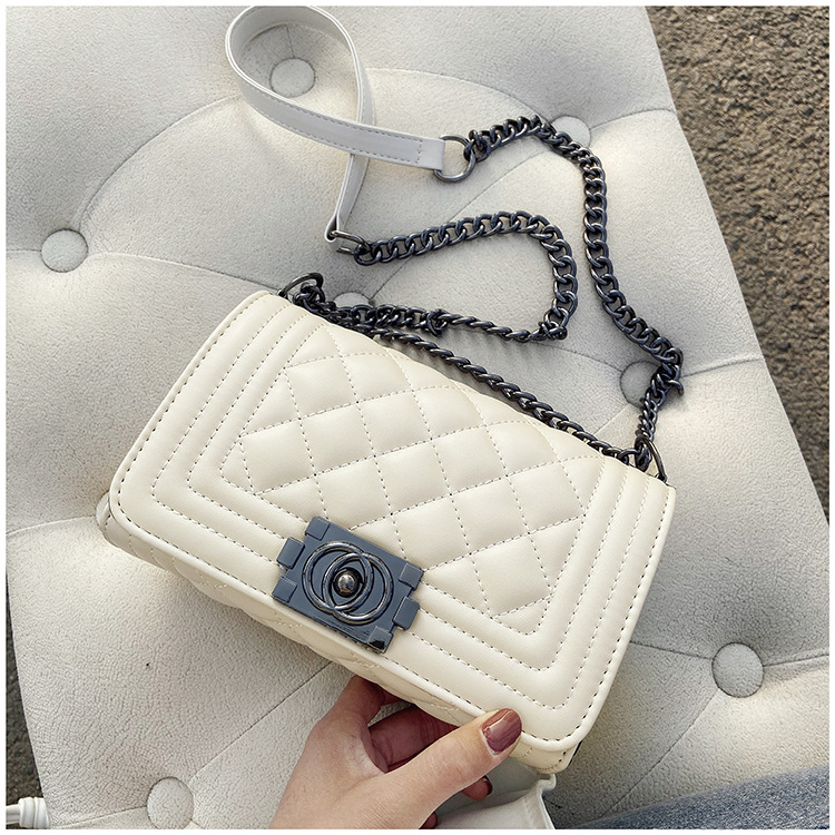 Women's Small Pu Leather Lingge Fashion Square Flip Cover Crossbody Bag display picture 28