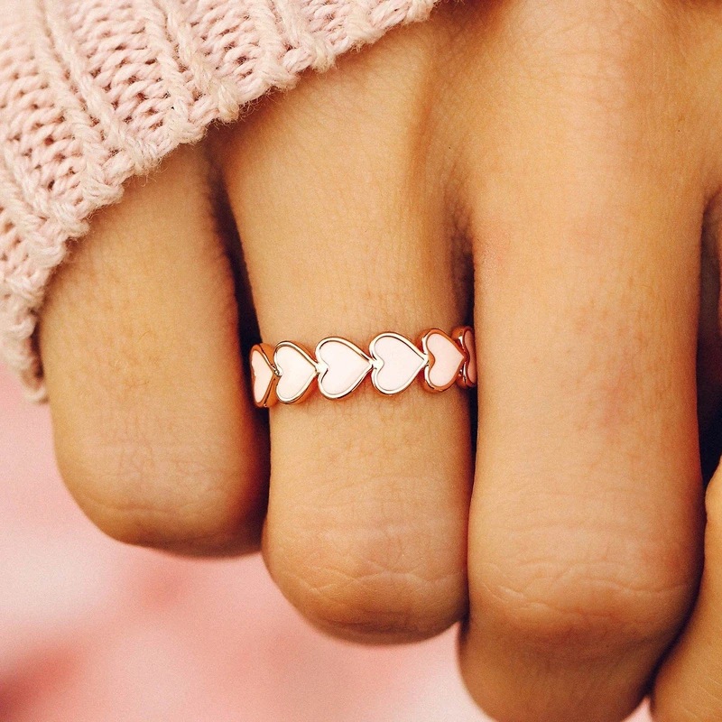 外贸跨境新款饰品，简约粉色心连心滴油戒指指环