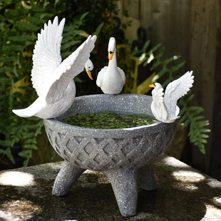 Courtyard Garden Landscaping White Swan Hydroponic Flower Pot Ornaments Indoor and Outdoor Green Plant Potted Arrangements Creative Courtyard Ornaments