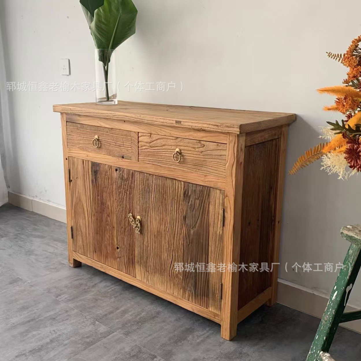 Old Elm Sideboard Floor-Standing Wall Storage Cabinet Retro Entrance Shoe Cabinet Display Cabinet Weathered Log Side Cabinet