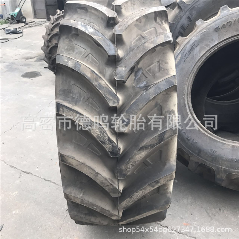 Suministro de neumáticos agrícolas 540/65R30 patrón de espiga neumático