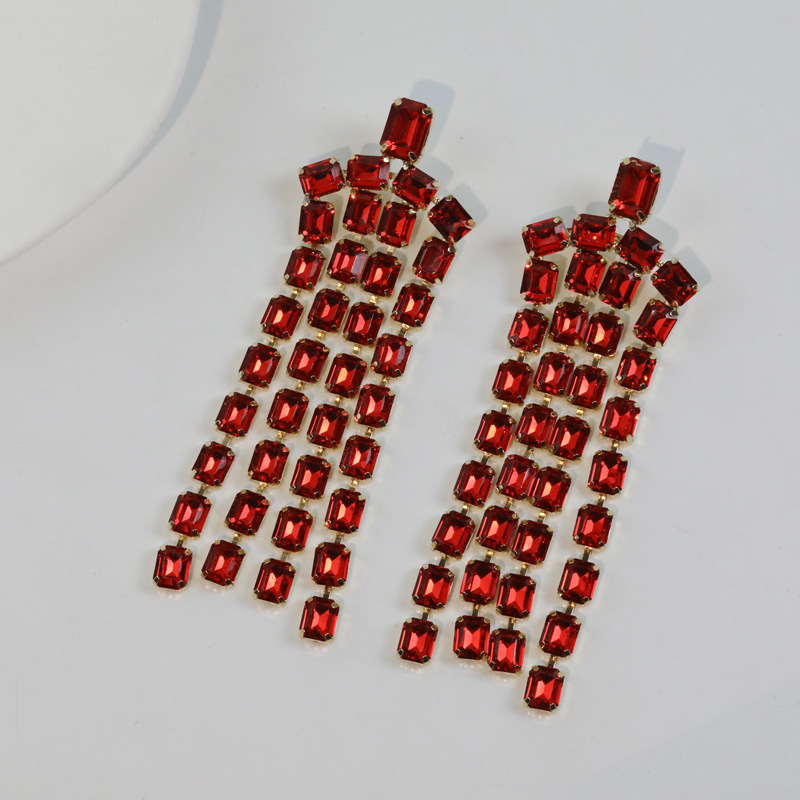 1 Pair Exaggerated Simple Style Solid Color Tassel Plating Inlay Alloy Rhinestones Drop Earrings display picture 3