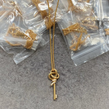 925纯银T家新款高版半钻绳结钥匙项链女18k玫瑰金镶钻时尚百搭轻