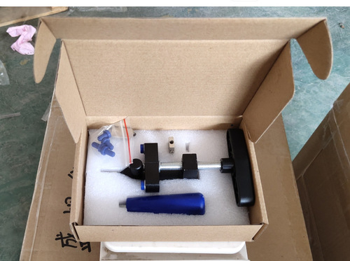 Integrated glass knife, tile border opener, two-in-one tile glass knife, glass cutter, blade pusher