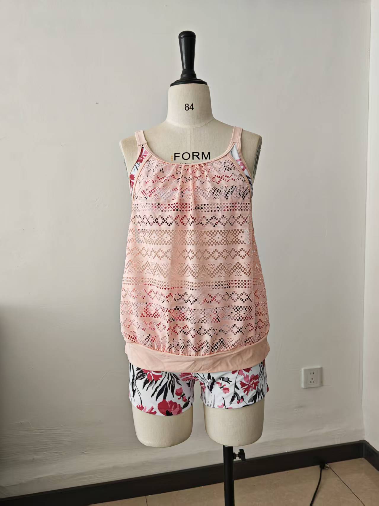 Women's Modest Full Coverage Bikini Set Swimwear Lace Trim Polyester Spandex Blend UPF 50 S-3XL_voghion.com