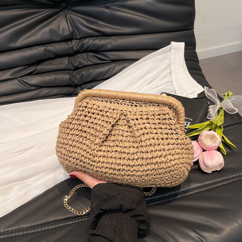 Handmade Straw Cross-border Hot Selling Top-selling Braided Hand Cloud Bag Holiday Beach Chain Crossbody All-match Women's Bag Handmade Straw Cross-border Hot Selling Top-selling Braided Hand Cloud Bag Holiday Beach Chain Crossbody All-match Women's Bag